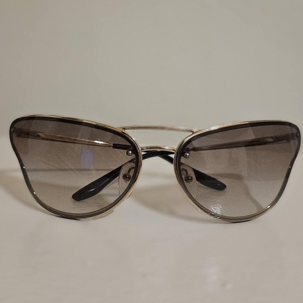 Prada Authentic Sunglasses Pre-owned